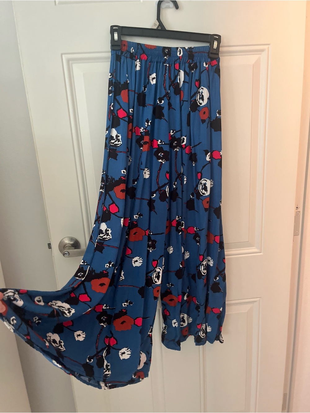 Valija Gitana Blue Floral Print Pants